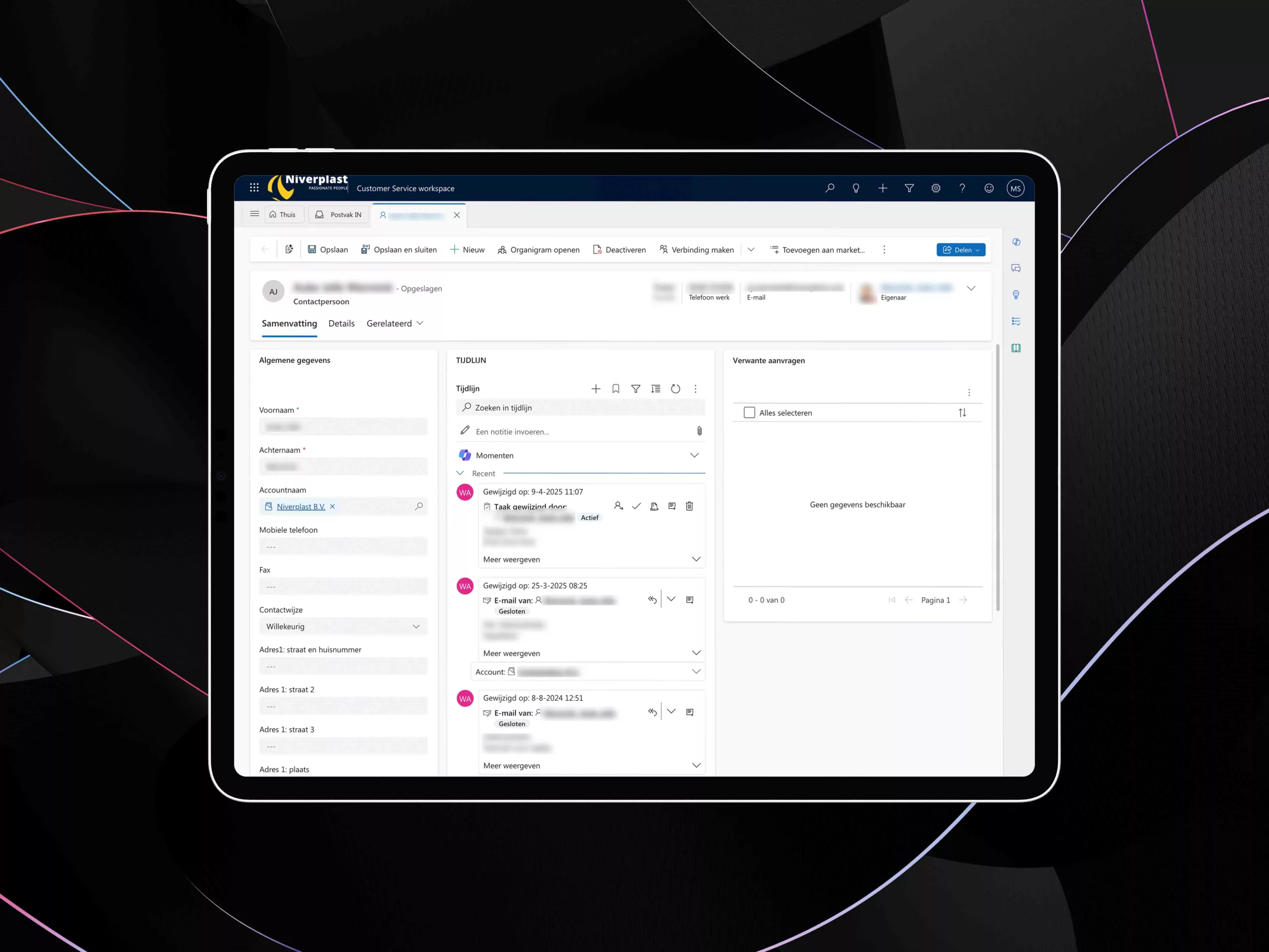 Gebruikersinterface van een Power App of Dynamics 365-module op een tablet, illustreert mobiele toegang tot organisatiegegevens.