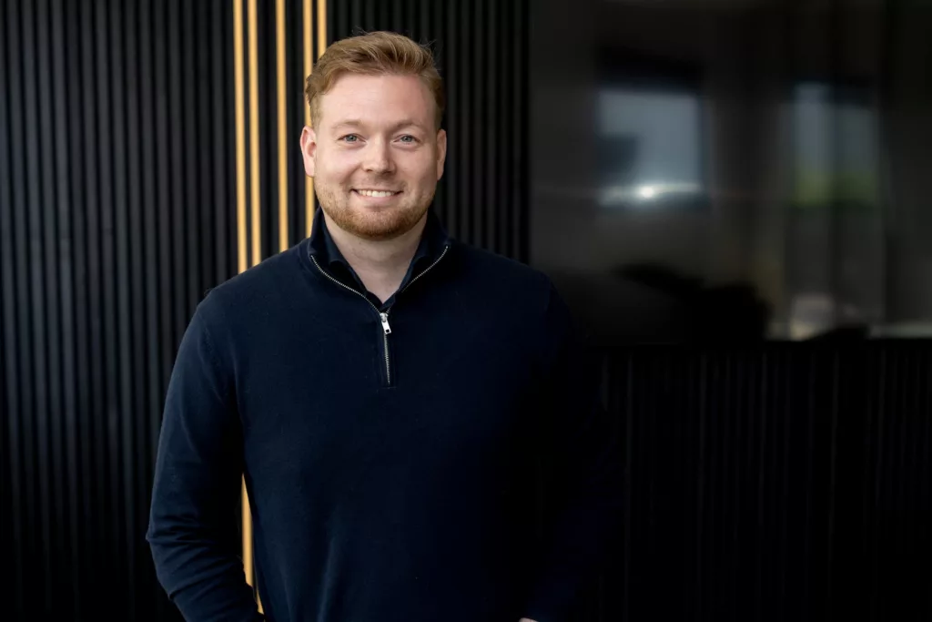 Portret van Aaron Weijel, verantwoordelijk voor operationele processen en Microsoft-implementatie bij Msquad